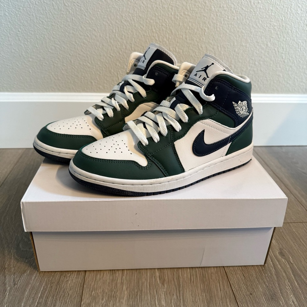 Women’s Nike Air Jordan 1 Noble Green